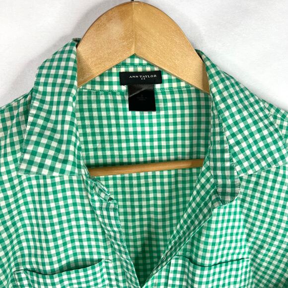 Ann Taylor Green Gingham Button Up Size 2 - Picture 4 of 8